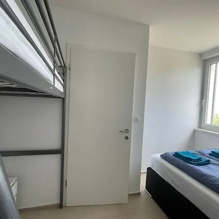 Gema - One Bedroom דירה איזולה